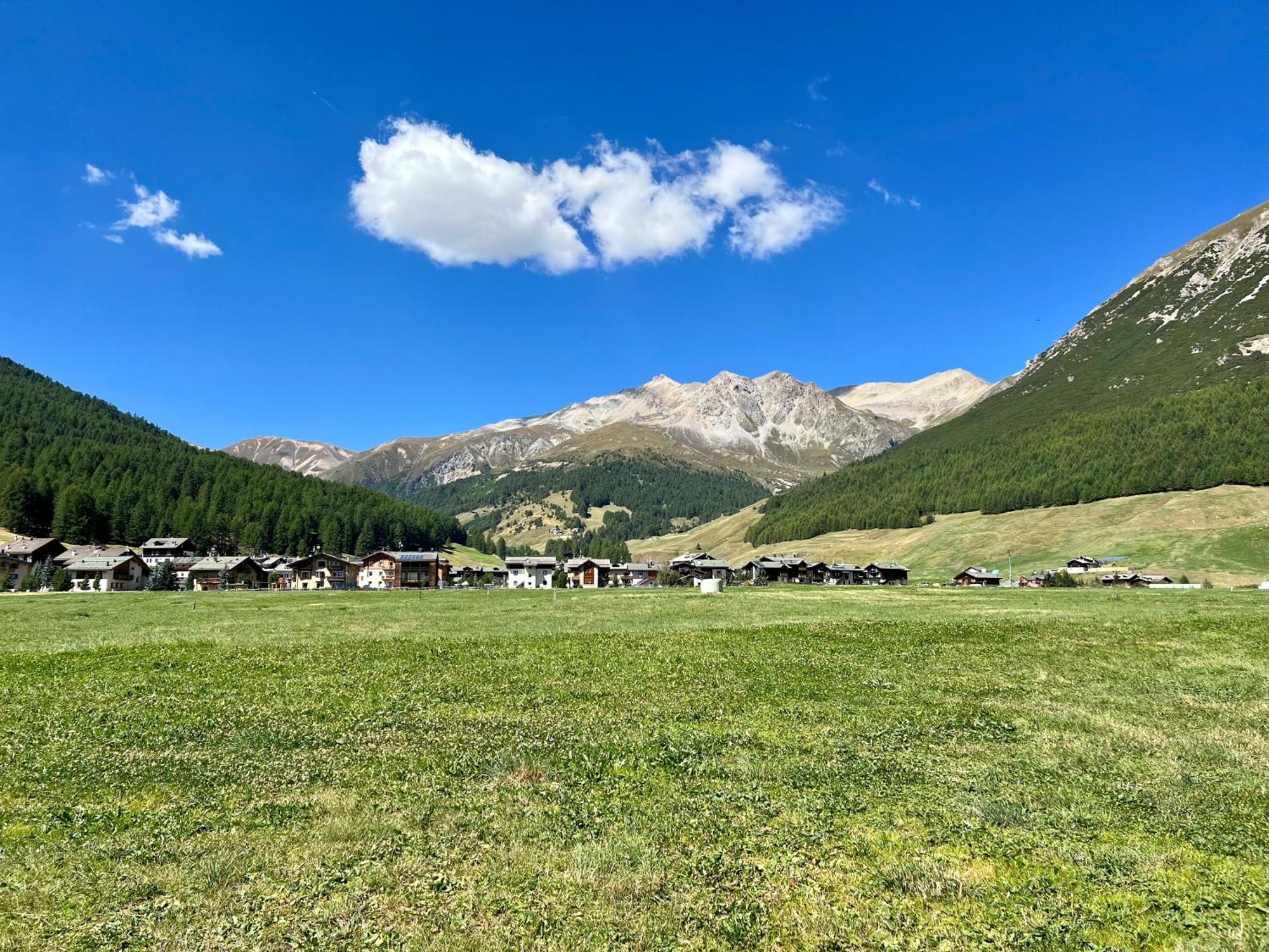 Hotel Adele Livigno Exterior photo